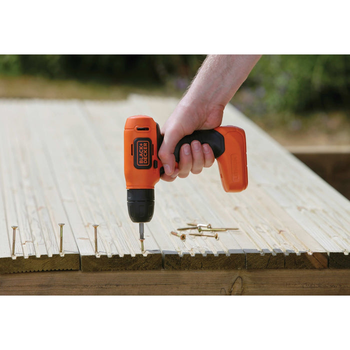 EAN 5035048631706 - Black & Decker BDCD8-QW taladro Sin llave Negro, Naranja imagen 9