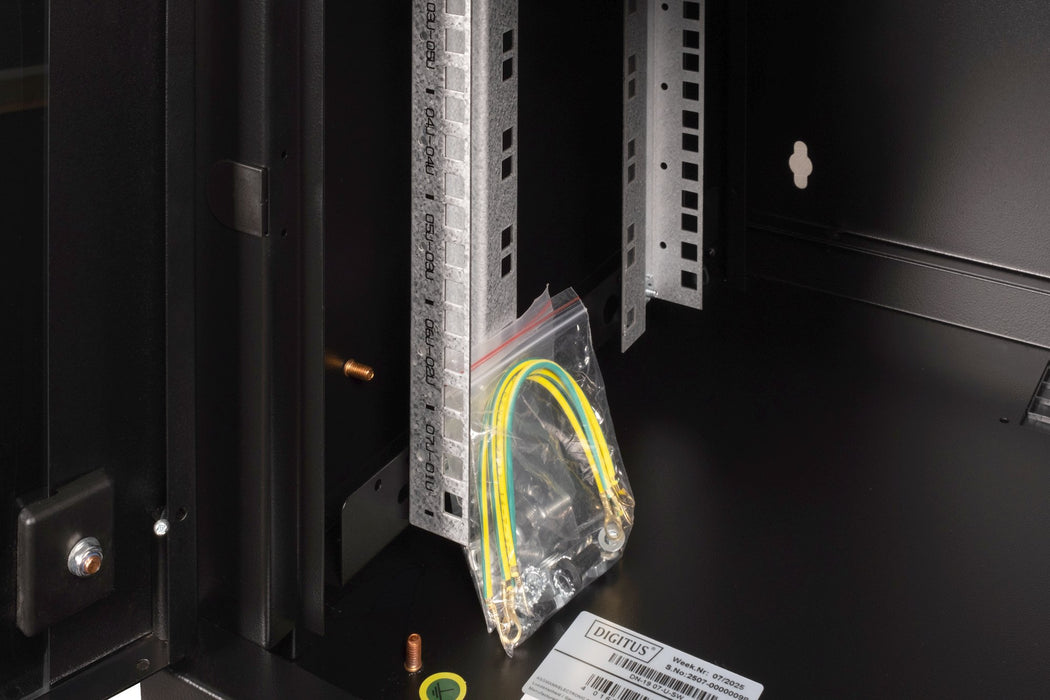 EAN 4016032257639 - Digitus DN-19 07-U-SW armario rack 7U Bastidor de pared Negro imagen 3