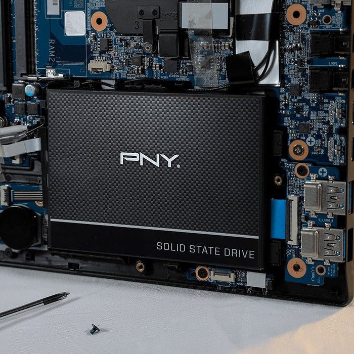 EAN 0751492640297 - PNY SSD7CS900-4TB-RB unidad de estado sólido 2.5" Serial ATA III imagen 3