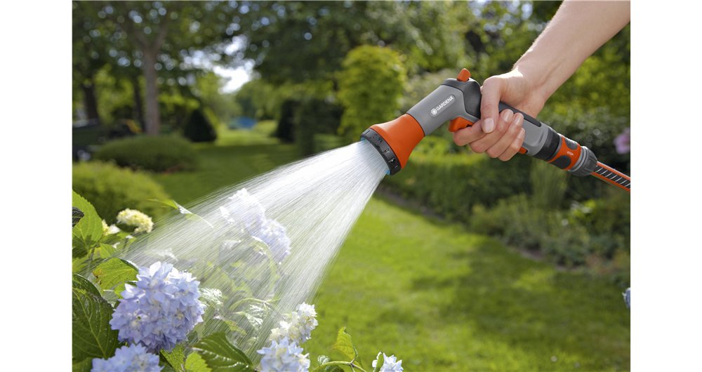 EAN 4078500010771 - Gardena 18311-50 pistola de pulverización de agua o boquilla Boquilla de lavado Negro, Azul, Gris, Naranj imagen 2