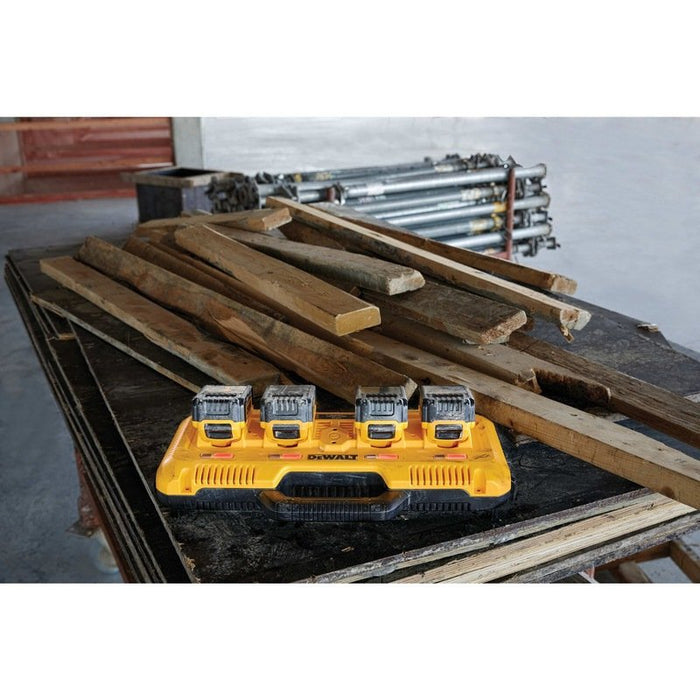 EAN 5035048706749 - DeWALT DCB104-QW Cargador de batería imagen 9