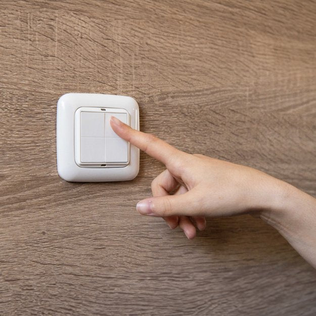 EAN 3800235266946 - Shelly BLU Wall Switch 4 interruptor de luz Plástico Marfil imagen 3