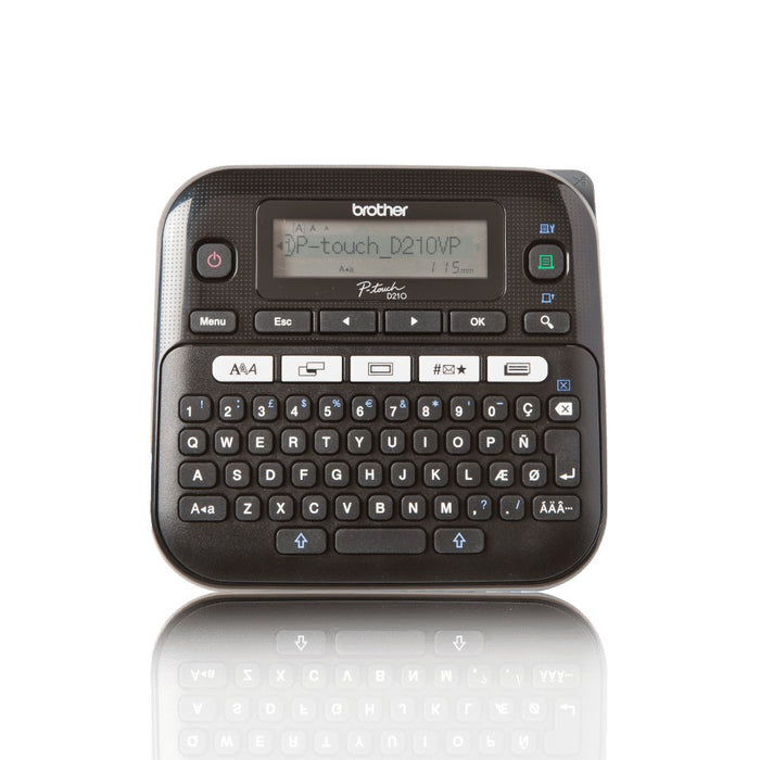 EAN 4977766757324 - Brother PT-D210VP impresora de etiquetas Transferencia térmica 180 x 180 DPI 20 mm/s QWERTY imagen 1