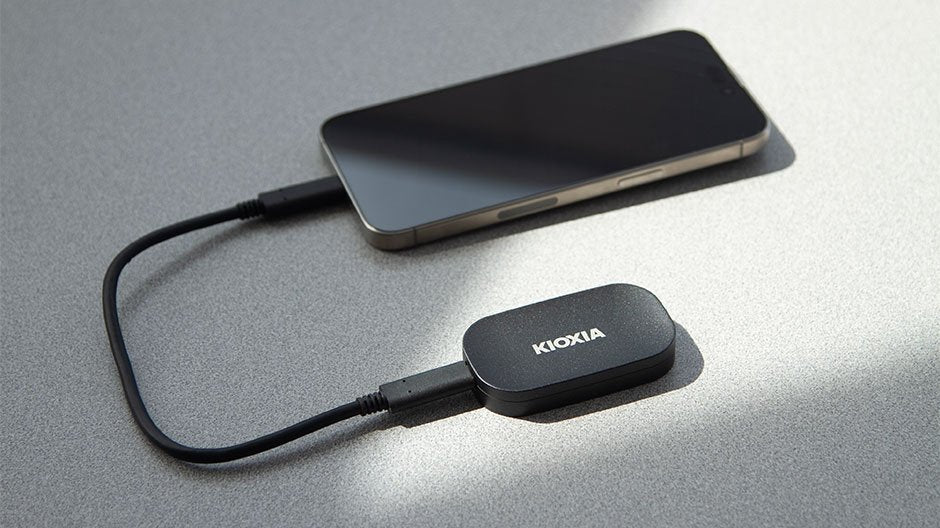 EAN 8592978716790 - Kioxia EXCERIA PLUS G2 Portable SSD 512G 500 GB USB Tipo C 3.2 Gen 2 (3.1 Gen 2) Negro imagen 3