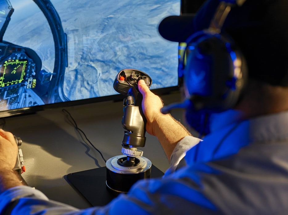 EAN 3362932915270 - Thrustmaster F/A-18C Hornet HOTAS Add-On Grip Negro Palanca de vuelo Analógico/Digital PC imagen 7