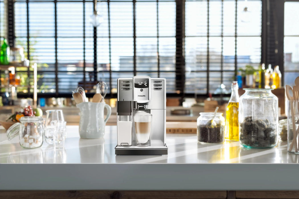 EAN 8710103859178 - Philips 5000 series EP5363/10 cafetera eléctrica Totalmente automática Máquina espresso 1,8 L imagen 12