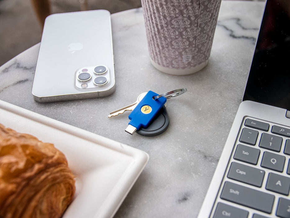 EAN 5060408464731 - Yubico Security Key imagen 4