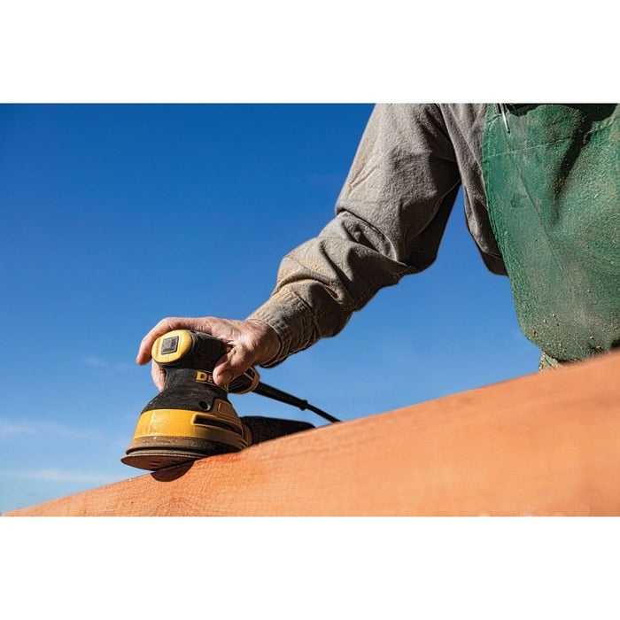 EAN 5035048553954 - DeWALT DWE6423-QS lijadora portátil Lijadora orbital 12000 OPM Negro, Amarillo 280 W imagen 17