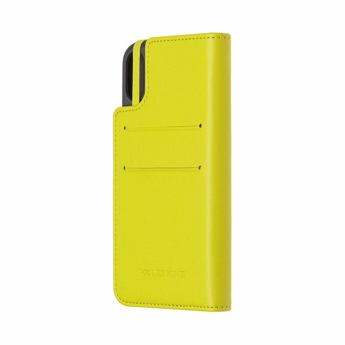 EAN 8058341719114 - Moleskine MO2CBP8M18 funda para teléfono móvil 14,7 cm (5.8") Folio Amarillo imagen 2
