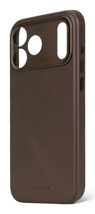 EAN 8721145007656 - Decoded D26IPO17PMBC1CN funda para teléfono móvil 17,5 cm (6.9") Marrón, Chocolate imagen 9