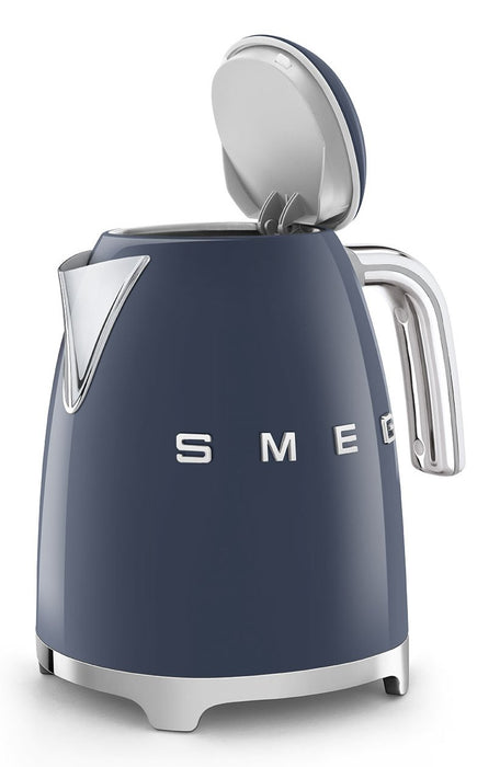 EAN 8017709347840 - Smeg KLF03NBEU tetera eléctrica 1,7 L 2400 W Azul, Cromo imagen 5