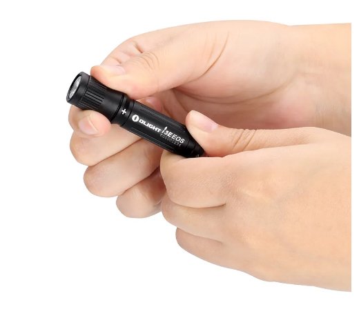 EAN 6972378120137 - Olight i3E Negro Linterna de mano LED imagen 3