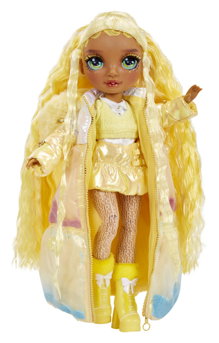 EAN 0035051120858 - Rainbow High Winter Wonderland Doll- Sunny (Yellow) imagen 4
