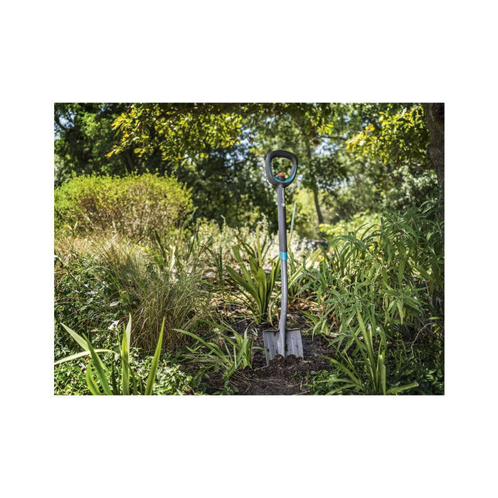 Gardena 17020-20 Pala Y Paleta Pala De Metal Con Cabeza Puntiaguda Ergonómica Para Drenaje Acero Inoxidable Negro