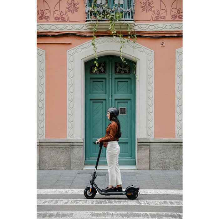 Ninebot By Segway Kickscooter F2e Scooter Eléctrica 25 Km/H