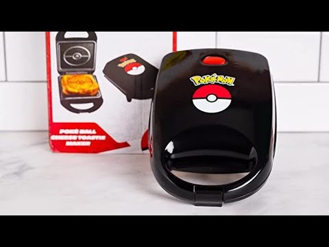 EAN 0840790145624 - Uncanny Brands Pokémon Poké Ball sandwichera Negro, Rojo, Blanco